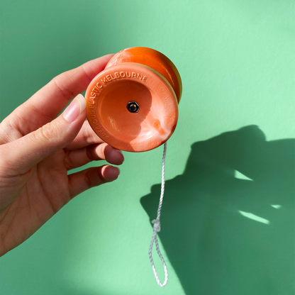 DIY yo-yo made from recycled plastic